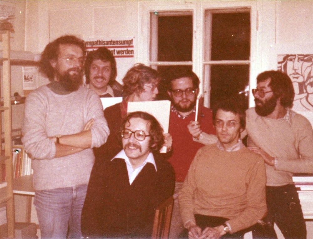 LV 1975